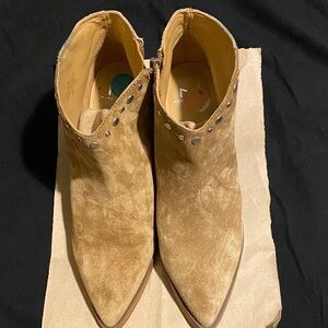 Women’s Marc Fisher‘s Deni Suede Ankle Boots